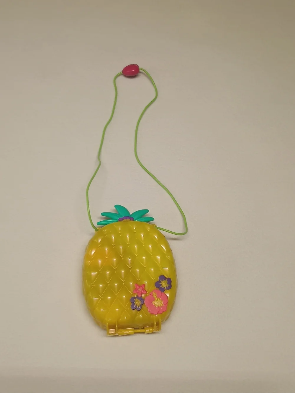 Mattel Polly Pocket Yellow Pineapple Purse Playset